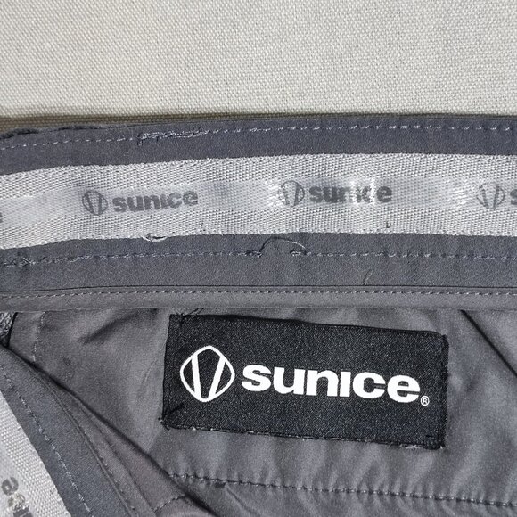 Sunice Golf/ Summer shorts men's size 34 grey colour sporty active wear - Picture 6 of 12